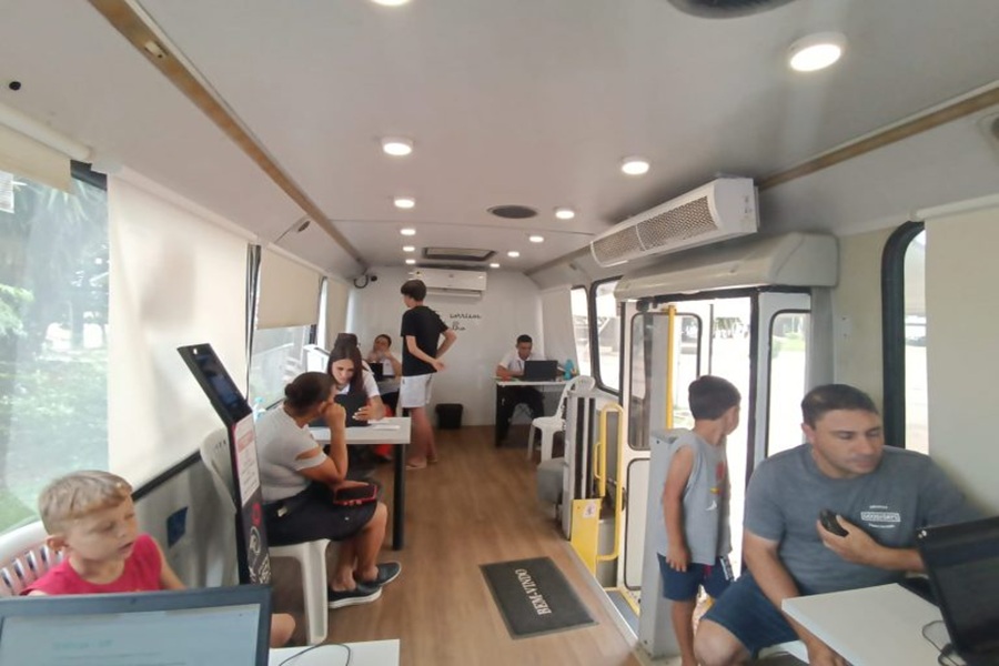 Cidadania Itinerante oferece serviços gratuitos na capital e em sete cidades do interior