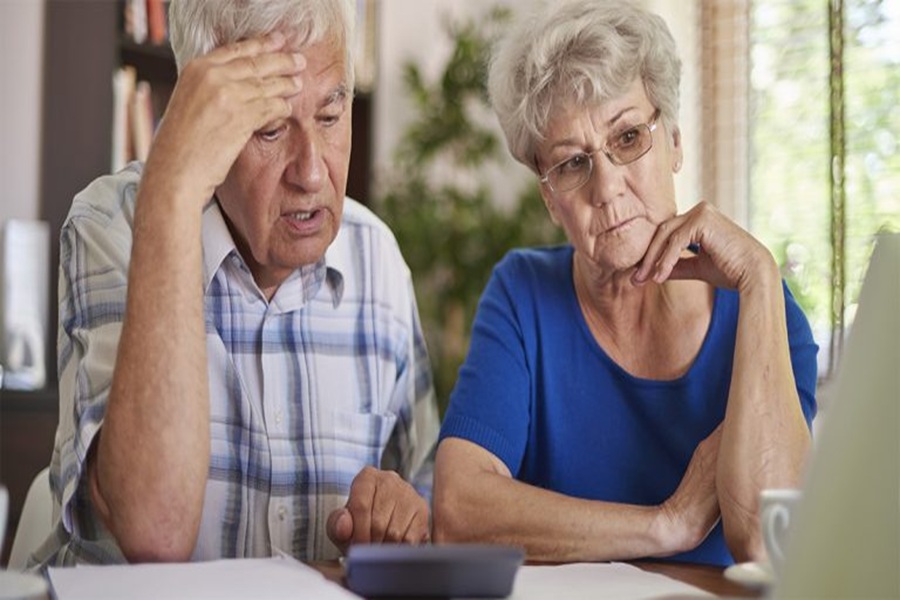 Idosos devem redobrar atenção nas compras e serviços on-line: pesquisa do Procon-SP revela principais problemas e desafios enfrentados