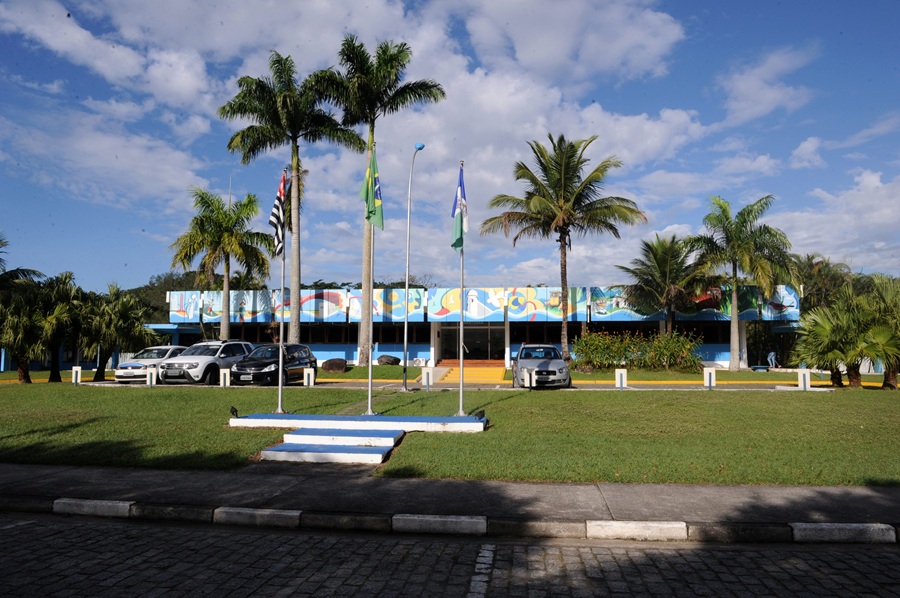 Prefeitura de Bertioga-SP abre 150 vagas em dois concursos públicos com salários de até R$ 6,6 mil