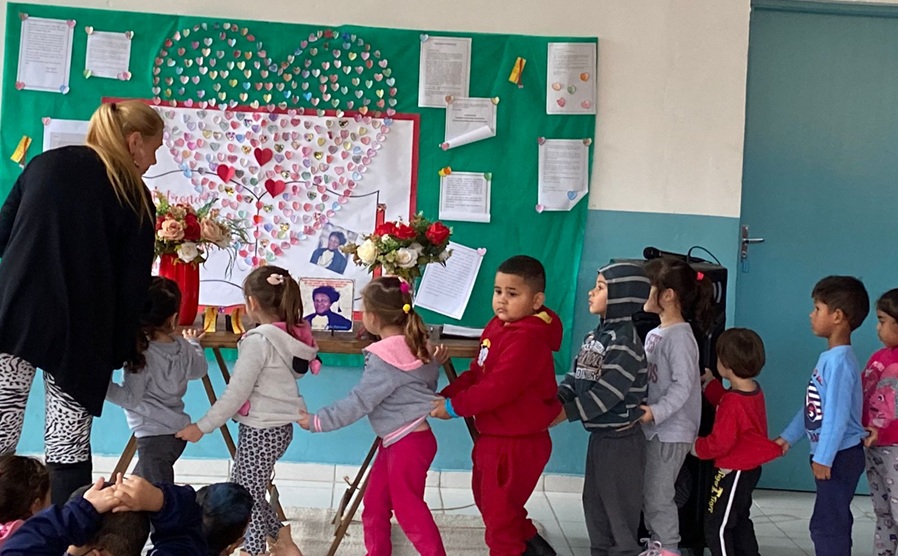 Prefeitura de Porto Feliz abre processo seletivo para professores e outros cargos na Educação