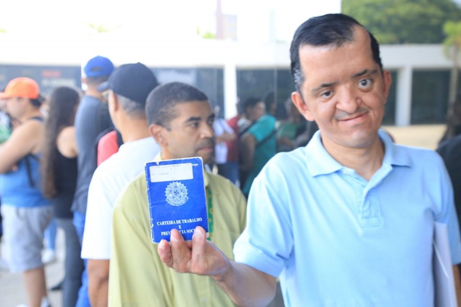 Ação de empregabilidade disponibiliza mais de 900 vagas a profissionais com deficiência