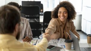 Estado de SP tem mais de 14 mil vagas de emprego nesta semana; confira