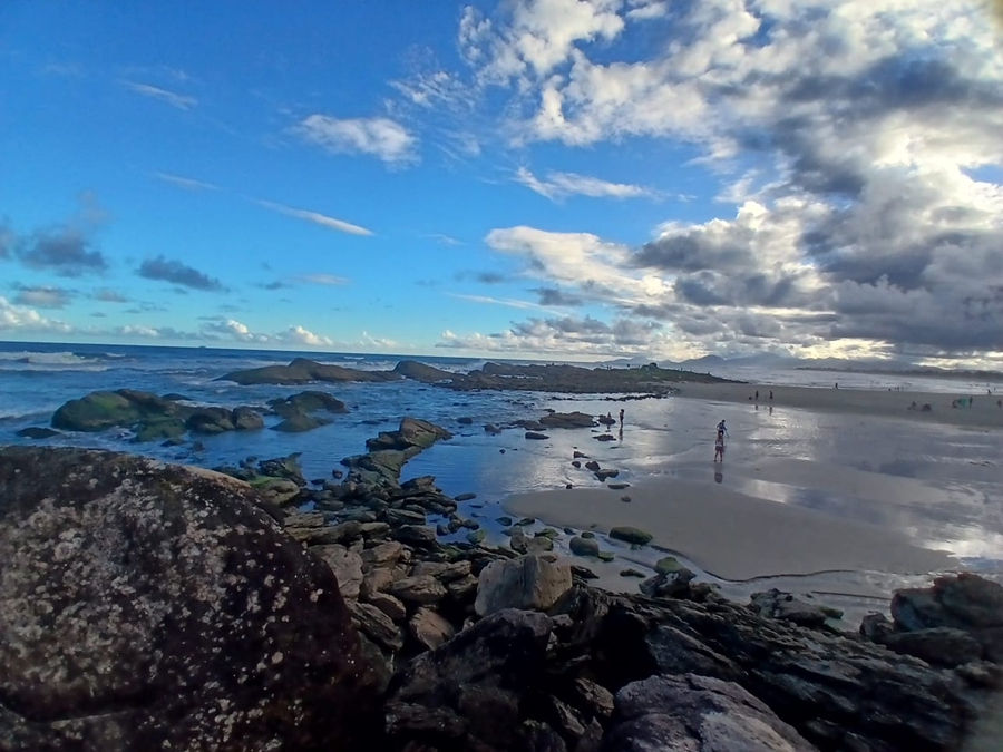 Praias do litoral de SP voltam a registrar aumento de pontos impróprios após chuvas intensas