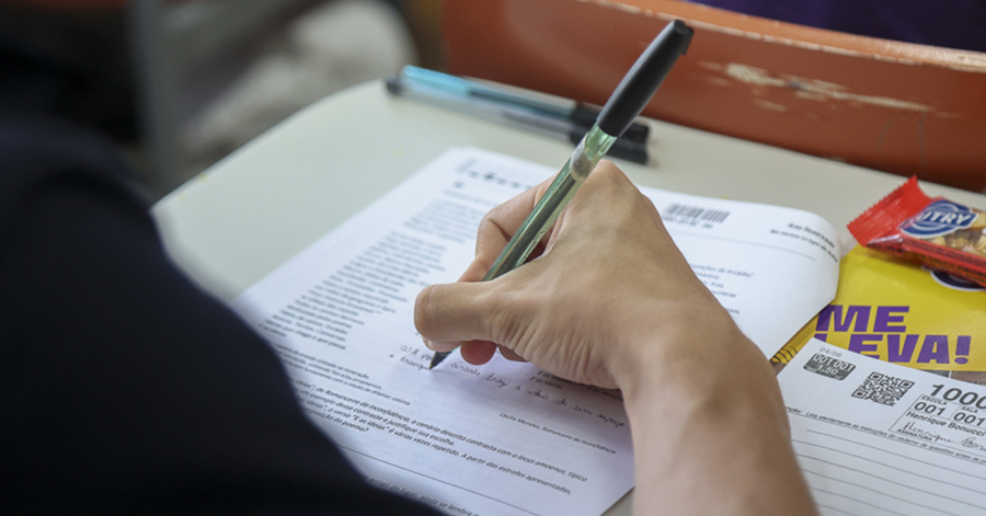 Vestibular: Fuvest divulga datas de provas e lista de leituras para ingresso na USP em 2027
