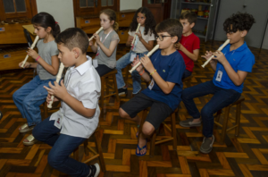 Fundec abre inscrições para cursos gratuitos de música e teatro em Sorocaba