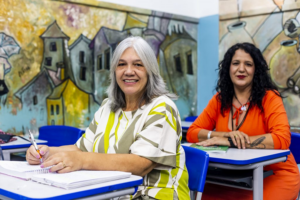Mães encontram nas escolas de presença flexível de SP oportunidade para concluir Ensino Médio e realizar sonhos