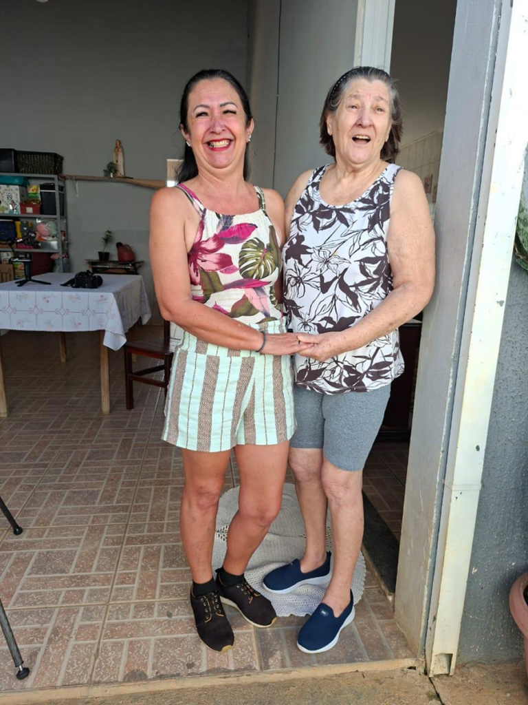 Selma Aparecida Magalhães e sua mãe Mastrolina