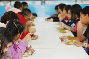 Almoço nas férias: cadastro para alimentação durante o mês de julho nas escolas estaduais de SP termina nesta sexta (26)
