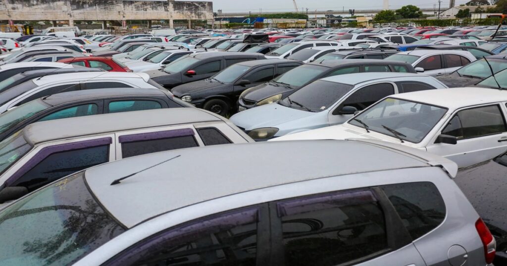 Pregões on-line reúnem veículos aptos à circulação, motocicletas e sucatas para desmonte e reciclagem em Lorena, Roseira, Araras, Conchal, Cordeirópolis, Araraquara, Américo Brasiliense e Matão; inscrições devem ser feitas pela internet