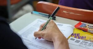 Vestibulandos da rede estadual podem aproveitar as férias para fazer simulados gratuitos no Prepara SP