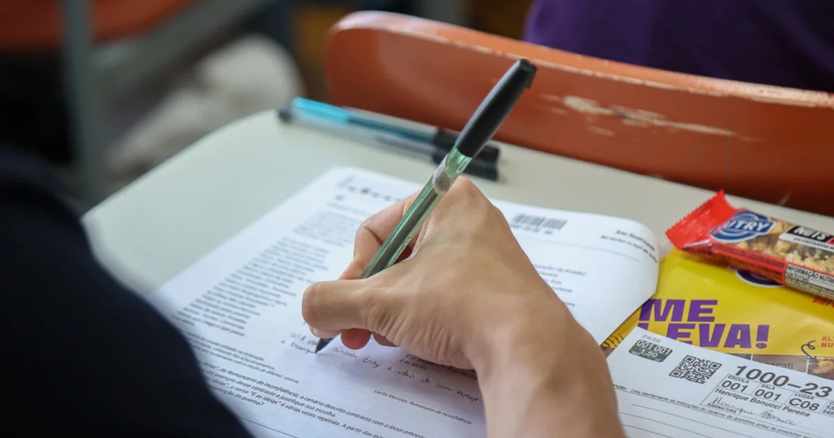 Vestibulandos da rede estadual podem aproveitar as férias para fazer simulados gratuitos no Prepara SP